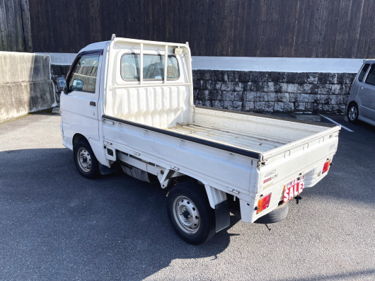 古い軽トラックも買取
